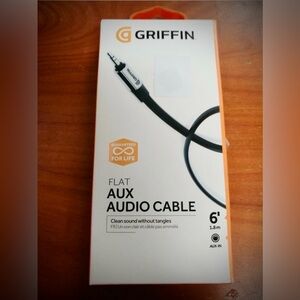 Griffin GC17094 6 Foot Flat 3.5mm Auxiliary Audio Cable NEW!